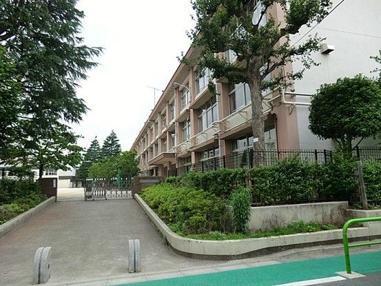 3LDK Renovated Apartment for Sale in Nerima, Tokyo - Thumbnail 4