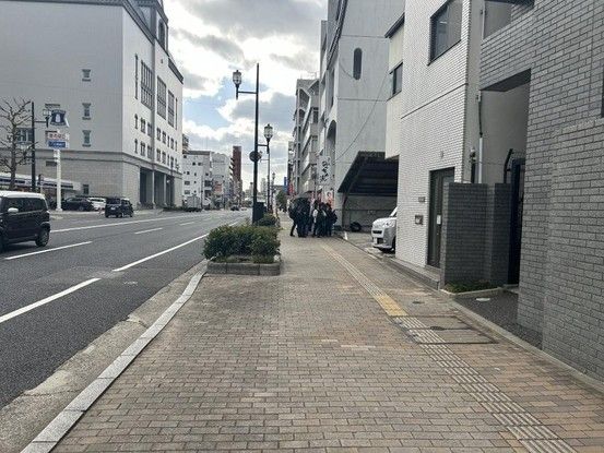 Renovated 2LDK Apartment in Hiroshima Naka-ku Near Chomae Station - Thumbnail 2