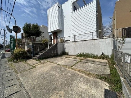 4LDK Renovated House in Kashii, Fukuoka City - Thumbnail 4