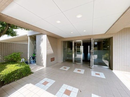 Renovated 2LDK Apartment for Sale in Tokushima City - Thumbnail 4