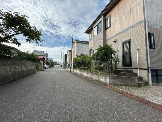 Renovated 2SLDK House for Sale in Niigata City, Chuo Ward - Thumbnail 3