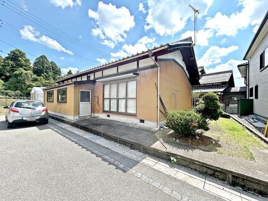 3DK House for Sale in Higashiomi, Shiga - 85.45 sqm - Thumbnail 2