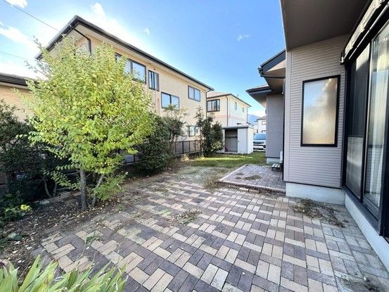 Renovated 4SLDK House for Sale in Chuo City, Yamanashi - Thumbnail 3