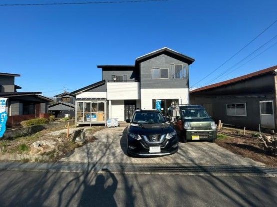 Renovated 5LDK Detached House for Sale in Kaga, Ishikawa - Thumbnail 2