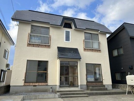 Renovated 5LDK Detached House in Aomori City, Aomori - Thumbnail 3