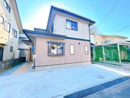Renovated 4LDK House in Yamagata City with Parking for 2 - Thumbnail 2