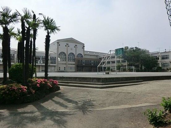 2SLDK Detached House for Sale in Ota Ward, Tokyo - Thumbnail 4