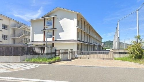 8DK Detached House in Aridagawa Town, Wakayama - 201.83 sqm - Thumbnail 2