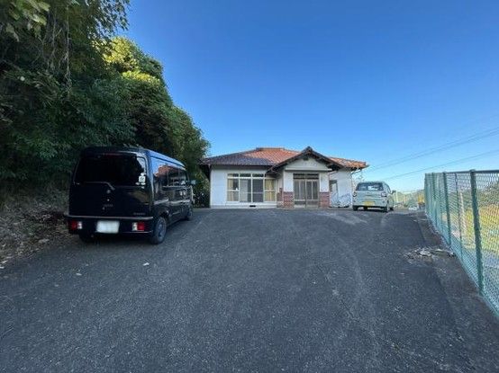 Renovated 5DK House in Ayagawa Town with Large 655 sqm Land - Thumbnail 3