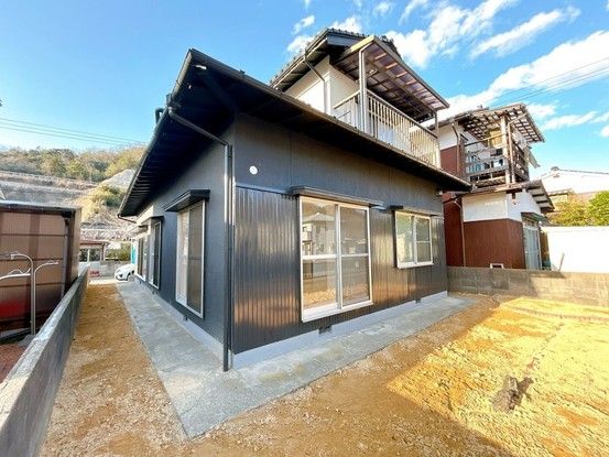 Renovated 4LDK House for Sale in Tottori City, Tottori - Thumbnail 2