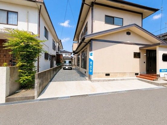 Renovated 4LDK House for Sale in Saga City, Saga Prefecture - Thumbnail 3
