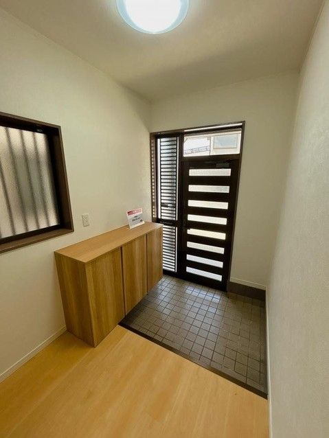 Renovated 3LDK House for Sale in Numazu, Shizuoka - Thumbnail 4