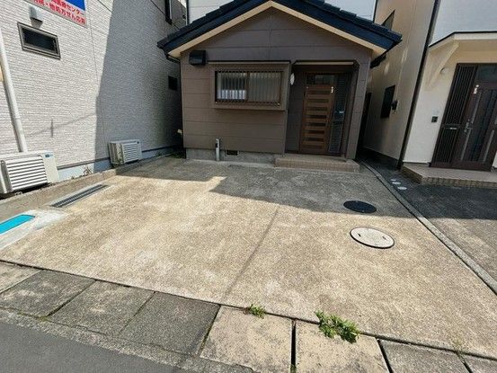 Renovated 3LDK House for Sale in Numazu, Shizuoka - Thumbnail 2
