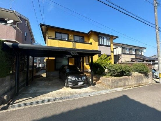 4SLDK Detached House for Sale in Kaga City, Ishikawa - Thumbnail 2