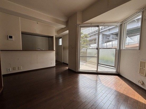 3LDK Apartment for Sale in Kawanishi, Nara - 59.4m² - Thumbnail 3