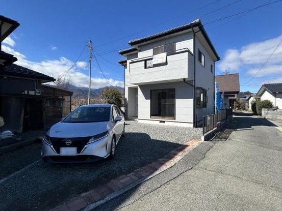 Renovated 4SLDK House in Minami-Alps City, Yamanashi - Thumbnail 2
