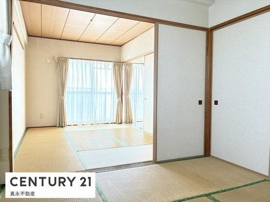 3LDK Apartment for Sale in Ogaki, Gifu - 56.34 sqm - Thumbnail 4