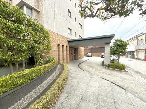 3LDK Apartment for Sale in Hofu City, Yamaguchi - 73.3 sqm - Thumbnail 2