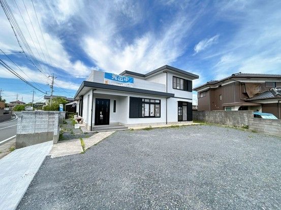 4LDK Reinforced Concrete House for Sale in Ube, Yamaguchi - Thumbnail 2