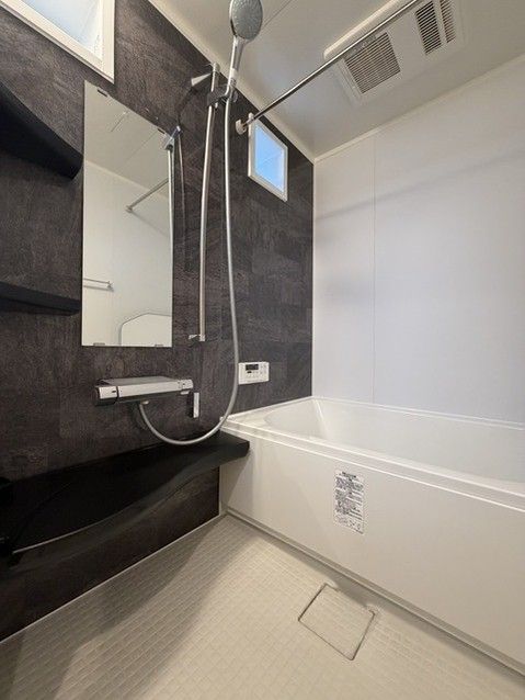 Renovated 2LDK House in Kita Ward, Tokyo - 55.88 sqm - Thumbnail 4