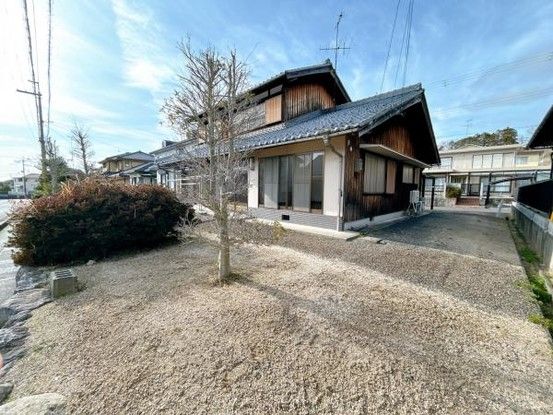 5LDK Detached House for Sale in Koka, Shiga with Large Garden - Thumbnail 2