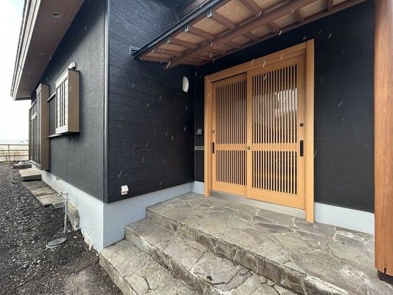 Renovated 3LDK House in Kami-Yukawacho, Hakodate - Thumbnail 2