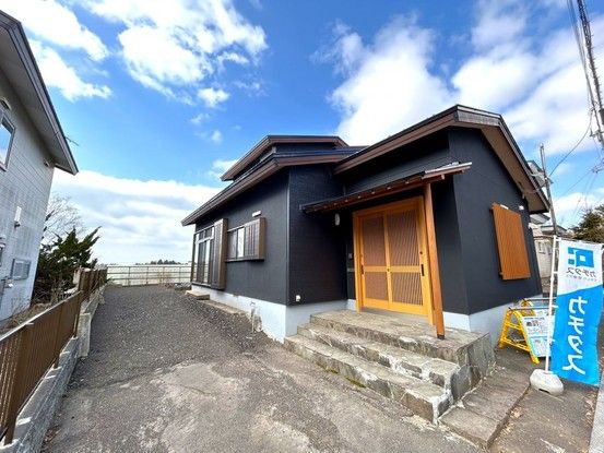 Renovated 3LDK House in Kami-Yukawacho, Hakodate - Thumbnail 3
