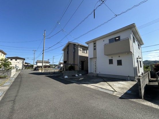 Renovated 4LDK House in Komatsushima, Tokushima - Thumbnail 2