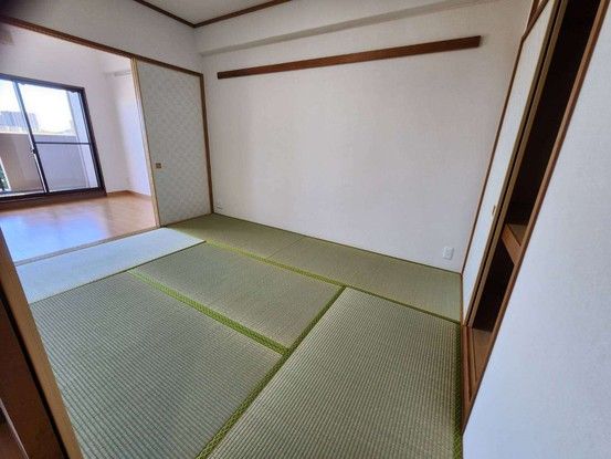 3LDK Apartment for Sale in Tsu City, Mie - Renovated 2025 - Thumbnail 3