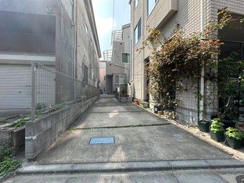 4LDK Detached House for Sale in Adachi, Tokyo - Thumbnail 2