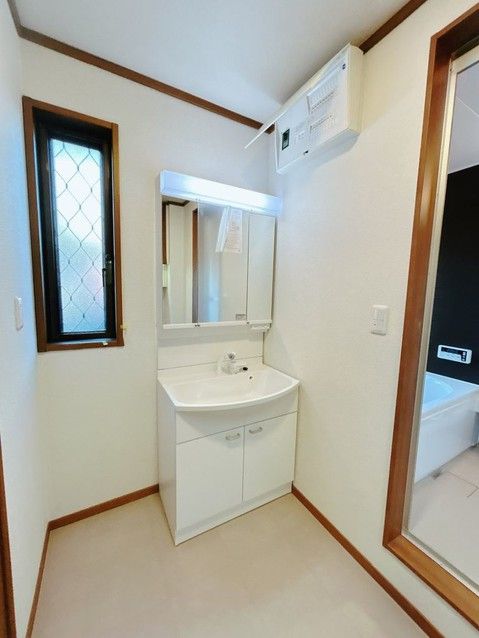 Renovated 4LDK House in Kaminokawa, Tochigi, 121.62sqm - Thumbnail 2