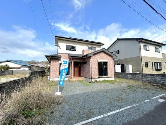 Renovated 4LDK House in Nogata, Fukuoka - 109.43 sqm - Thumbnail 2