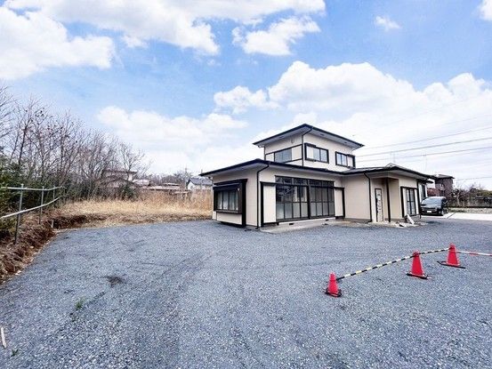 Renovated 3SLDK House in Nasushiobara with 331 sqm Land - Thumbnail 2