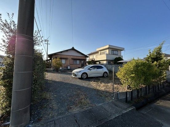 Renovated 3SLDK House on Large Lot in Hamamatsu - Thumbnail 3