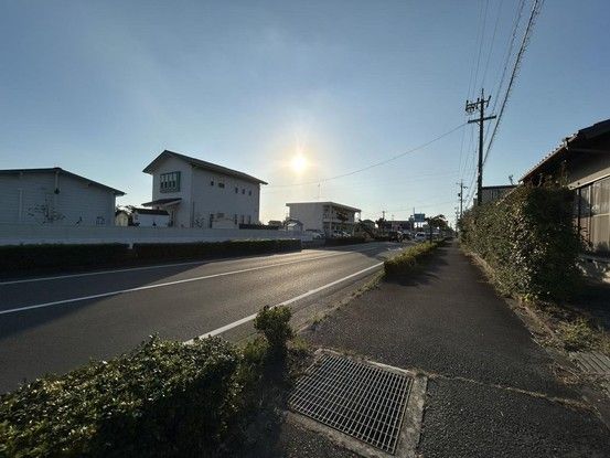 Renovated 3SLDK House on Large Lot in Hamamatsu - Thumbnail 4