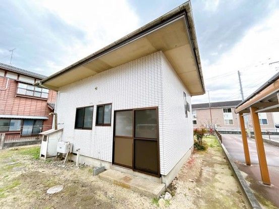 Renovated 3LDK House with Large Garden in Murakami, Niigata - Thumbnail 2
