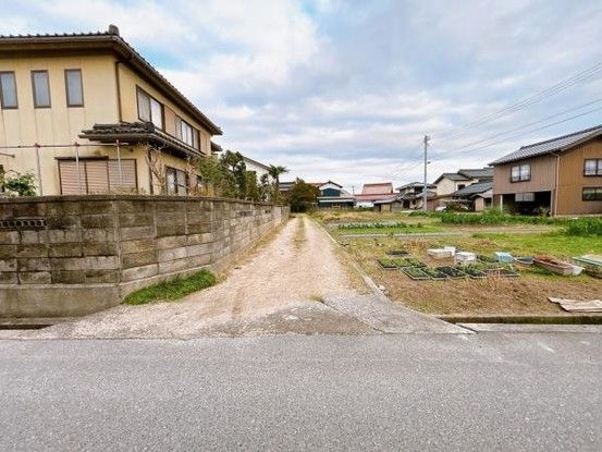 6LDK Detached House for Sale in Yasugi, Shimane - 195 sqm - Thumbnail 4