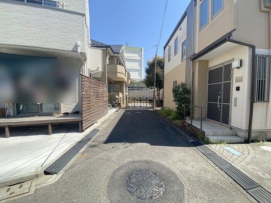 Stylish 3SLDK House for Sale in Koganei, Tokyo - Thumbnail 4