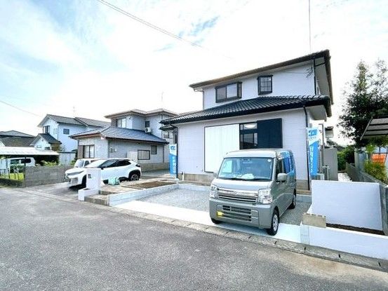 Renovated 5LDK House in Takanabe, Miyazaki - 190m² - Thumbnail 2