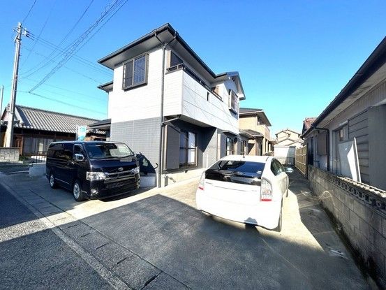 Renovated 4LDK House Near Nagatanoura Station in Suzuka - Thumbnail 3