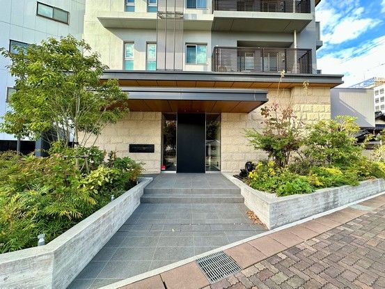 3LDK Apartment for Sale in Gifu City, Gifu Prefecture - Thumbnail 3