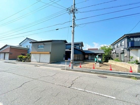 Renovated 5SLDK House in Katsuyama, Fukui – 161m² - Thumbnail 2