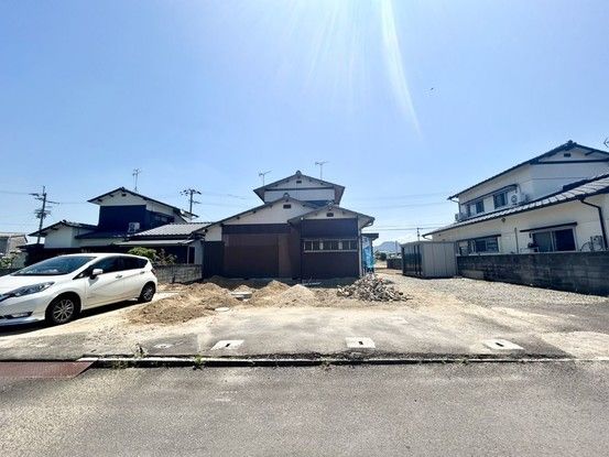 Renovated 4SLDK House in Marugame, Kagawa - 118m2 - Thumbnail 2