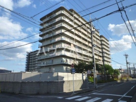 Renovated 3LDK Apartment in Minami-ku, Kyoto for Sale - Thumbnail 4