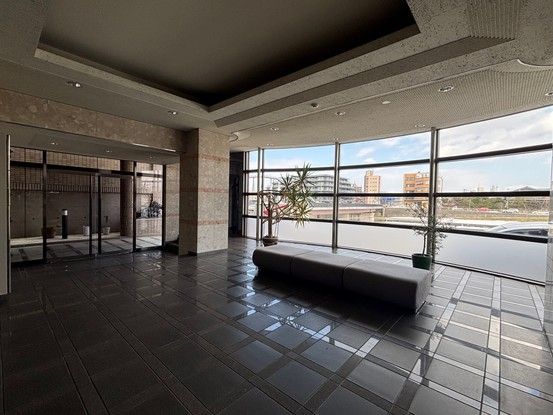 1K Apartment for Sale in Kanazawa with Saigawa River Views - Thumbnail 2