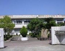 3LDK Apartment for Sale in Himeji, Hyogo Near Hirohata Station - Thumbnail 4