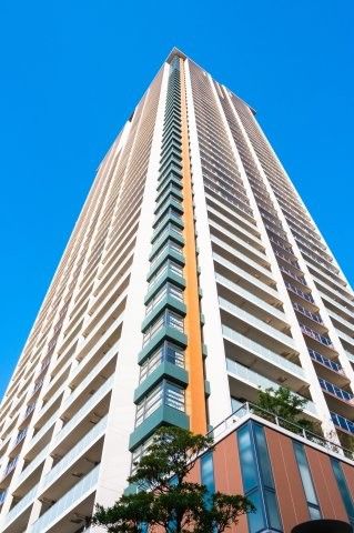 Osaka Fukushima Tower 3LDK Apartment for Sale - Thumbnail 2
