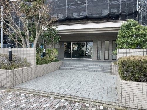Spacious 4LDK Apartment for Sale in Numazu, Shizuoka - Thumbnail 3