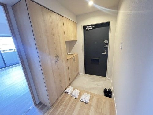 Spacious 4LDK Apartment for Sale in Numazu, Shizuoka - Thumbnail 4