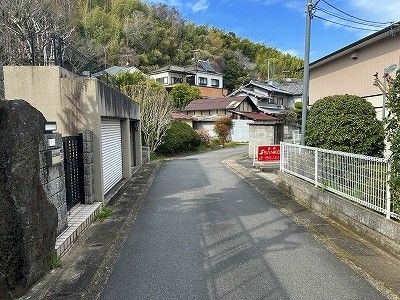 4LDK Detached House for Sale in Sangō, Nara Prefecture - Thumbnail 2